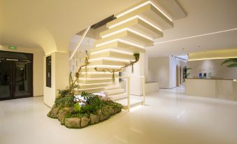 2. 이웨이 원뤼 호..