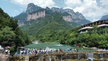 Baiyisu Shisu (Xinxiang Nantaihang Baligou Branch) Отели рядом с достопримечательностью «Jiulian Mountain Scenic Area»
