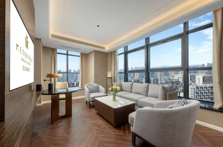 Metropolo Jinjiang Hotels in Guiyang North Railway Station