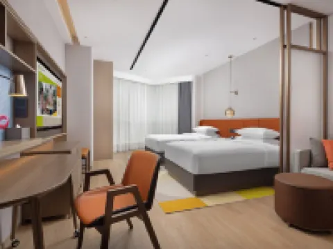 ホーム 2 スイーツ バイ ヒルトン カシュガルホテル（古城万達） カシュガルのホテル