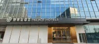 PALACE HOTELS（Beijing Beiqing Road Super Heshenghui） Hotel in zona Shahe Railway Station