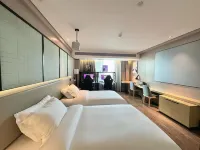 TOP PALYER E-SPORTS HOTEL