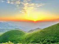 Wugongshan Jinding Scenic Stargazing Tent Camping Hotel Hotels near Golden Peak