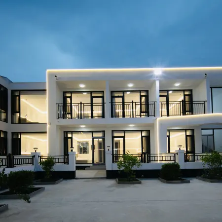 Fengning Jianghong Homestay (No. 3 Courtyard)