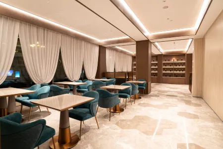 Yunfeng Hotel (Tonghua Trade Center)