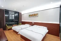 Green Hotel (Xingyiyilong New Area Branch) Hotels in Xingyi Railway Station