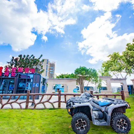 Binhai Bay Space Capsule Vacation Apartment (Wenjia Pier)