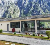 Jijing Xilu Bieyuan｜Starry Canyon Homestay(Hutiaoxia Branch) - ห้องครัว