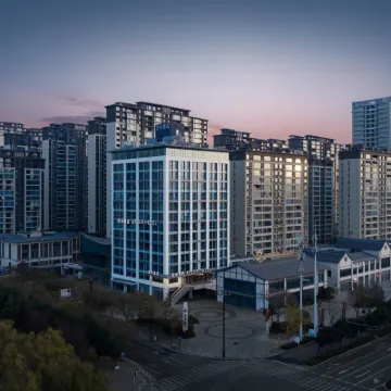 Atour Hotel, Longmen Avenue, Longmen Station, Luoyang Hotels near Guanlin Temple
