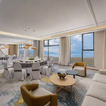 Sayram Lake Shuiyunshan Boli Hotel (New Visitor Center)