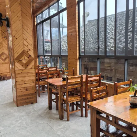 Longji Rice Terraces Yijinwan Homestay (Jiulong Wuhu Scenic Spot)