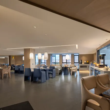 Pareisi Max Hotel