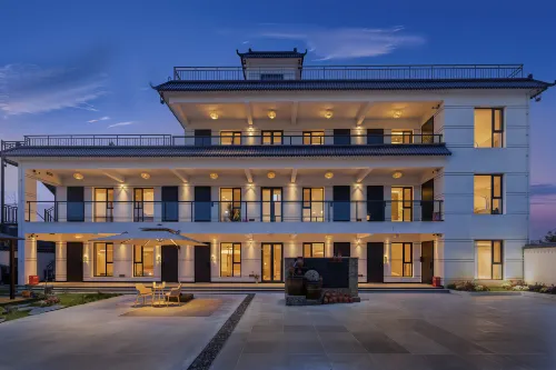 Xinyuan · Fuyunjian | Mellow · Yard · Garden Vacation Boutique Stay (Xinyuan Bus Station) - فطور