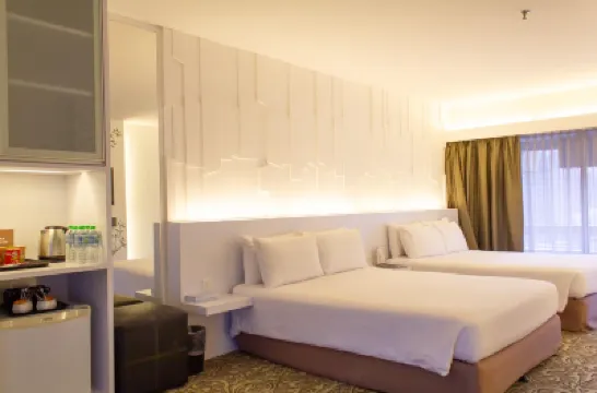 ザ 5 エレメンツ ホテル フリーマーケット ペタリン ストリート周辺のホテル