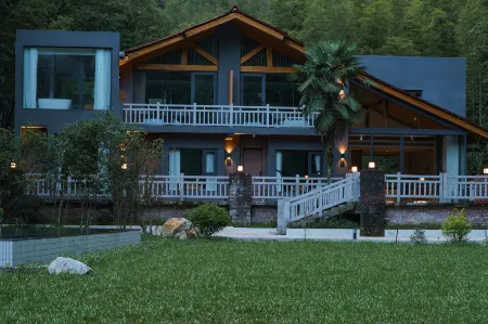 竜門愛樹·南昆祕境民宿