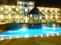 MO2 Westown Hotel Bacolod - Downtown - Pool