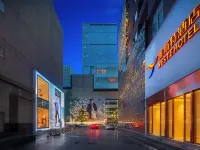 Yeste Hotel (Chengdu Chunxi Road Taikoo Li) Hotels near IFS