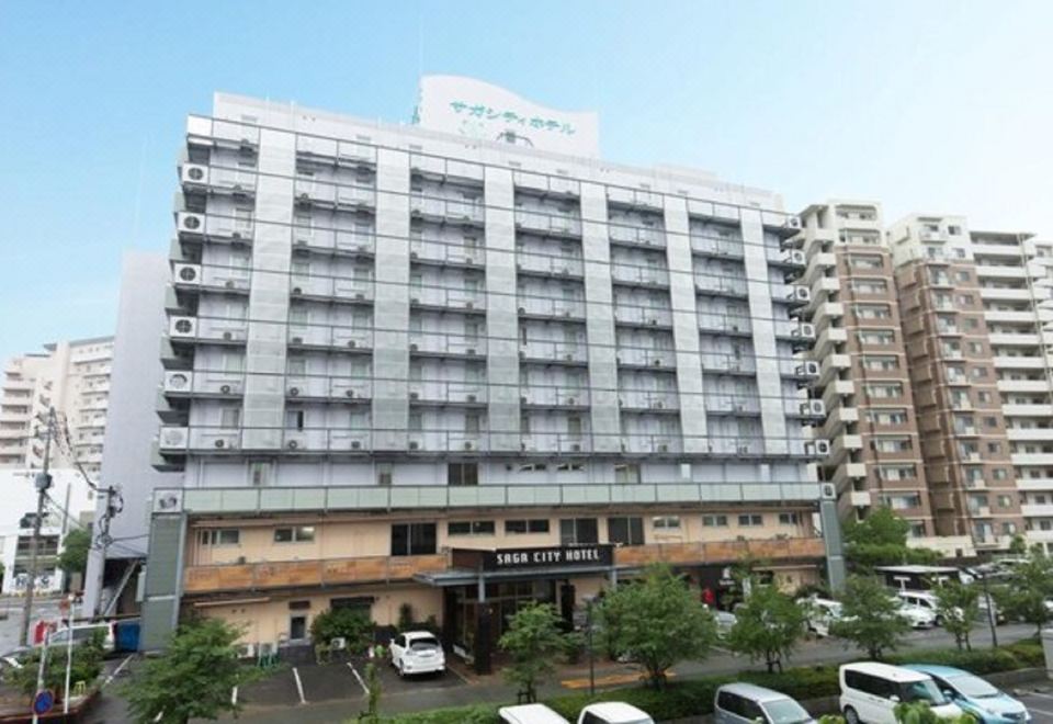 사가 시티 호텔 로비