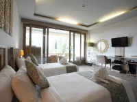 KajaNe Mua at Ubud Bali Hotel berhampiran Hutan Monyet Ubud