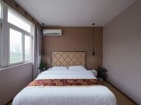 重庆梦之岛花园酒店 - 温馨大床房
