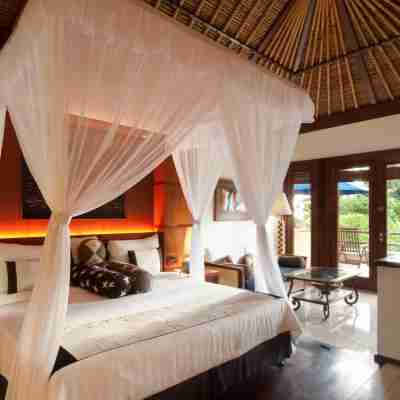 Pool Villa Merumatta Senggigi Rooms