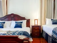 Villa Khili Namkhan Hotels near Wat Xiengthong