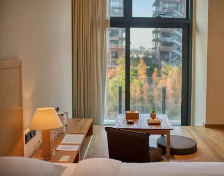 TAIHUAWUTONG HOTEL