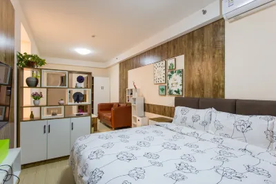 Blueberry chain hotel apartment (Linyi people's Square)