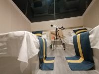 乌兰伍悦家庭宾馆 - 温馨一室二床房