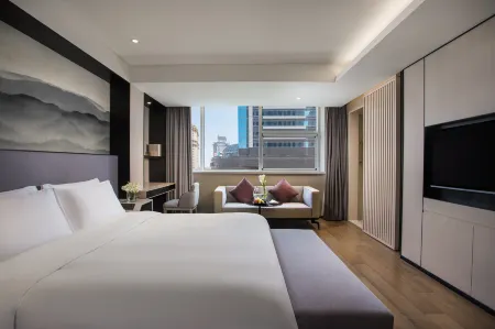 Mercure Hotel Dalian-Friendship Square Отели рядом с достопримечательностью «Dalian Forest Zoo»