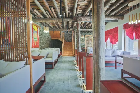 Oriental Home Building E-Sports Hotel Отели рядом с достопримечательностью «Dongfang Museum»