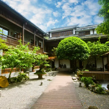 Pu Zhu Er Yin Chan Yi spa resort hotel