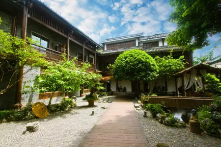 Pu Zhu Er Yin Chan Yi spa resort hotel Отели рядом с достопримечательностью «Wang Guoying's Former Residence»