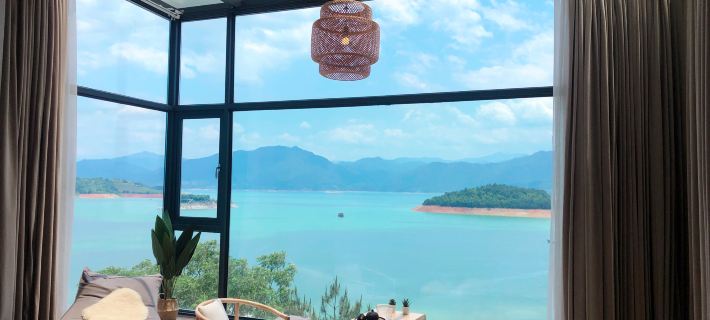 Zixing Xiyan · Hidden Lake and Pines Homestay (Dongjiang Lake Bailang Scenic Area) Hotele w: Zixing