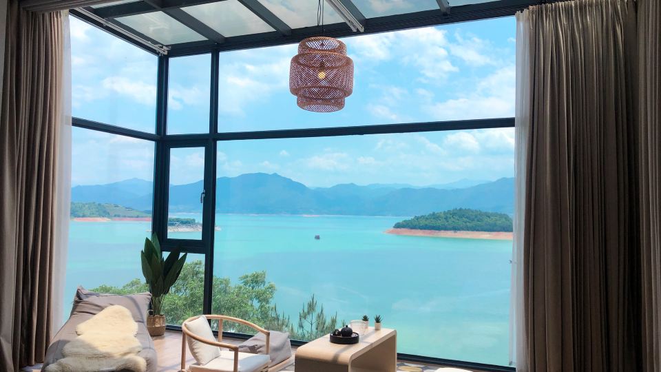 Zixing Xiyan · Hidden Lake and Pines Homestay (Dongjiang Lake Bailang Scenic Area)