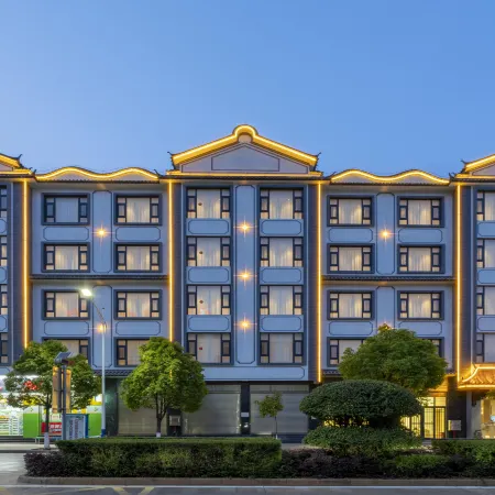 Heqing Ruyi Hotel