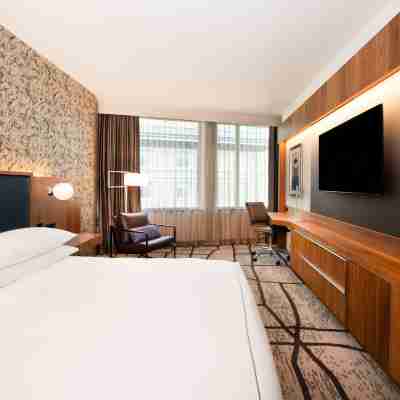 The Charter Hotel Seattle, Curio Collection by Hilton Rooms