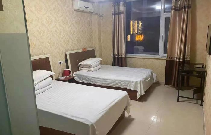Yuxin Business Hotel