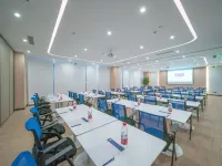 Holiday Inn Express NANJING HAPPY VALLEY by IHG Hotels near Qi Xia Mountain
