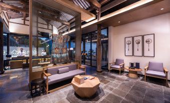 Manxin Suzhou Shantang Jiangnan Weaving House Hotel