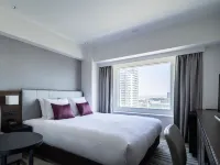 إيه إ إيه كراوان بلازا سابورو باي آيتش جي