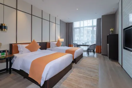 Xiyue Hotel (Guang'an South Railway Station) Отели рядом с достопримечательностью «Deng Xiaoping Former Residence Museum»