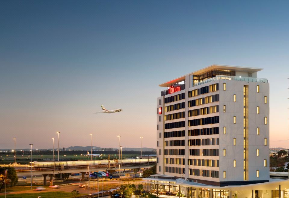 Ibis Brisbane HotelOver view