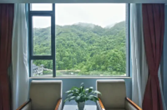 Xinfeng Utop Spring Primeval Forest Resorts