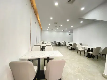 MEISU Hotel Nanhu Square, Yueyang Tower, Yueyang Отели рядом с достопримечательностью «Bianhe Street»