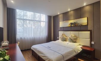 Shuyaju Fashion Hotel (Biyang Shangdong Court Store)