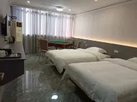 Wanzai Huadu Business Hotel