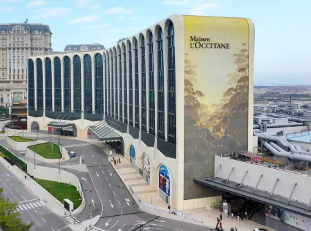 Lisboeta Macau-Maison L’OCCITANE Отели рядом с достопримечательностью «9-ОАСИТЬ СЕМЬЕ ПРЕДЕЛЕНИЕ»