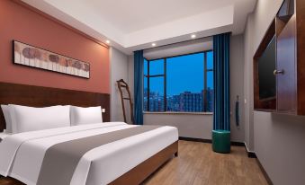 Boda Hotel (Ningxiang Maternity and Children's Store)