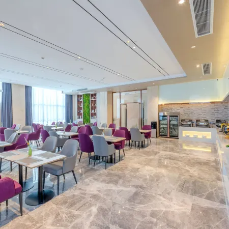 Lavande Hotel (Sihui High-tech Development Zone Dawang Plaza)